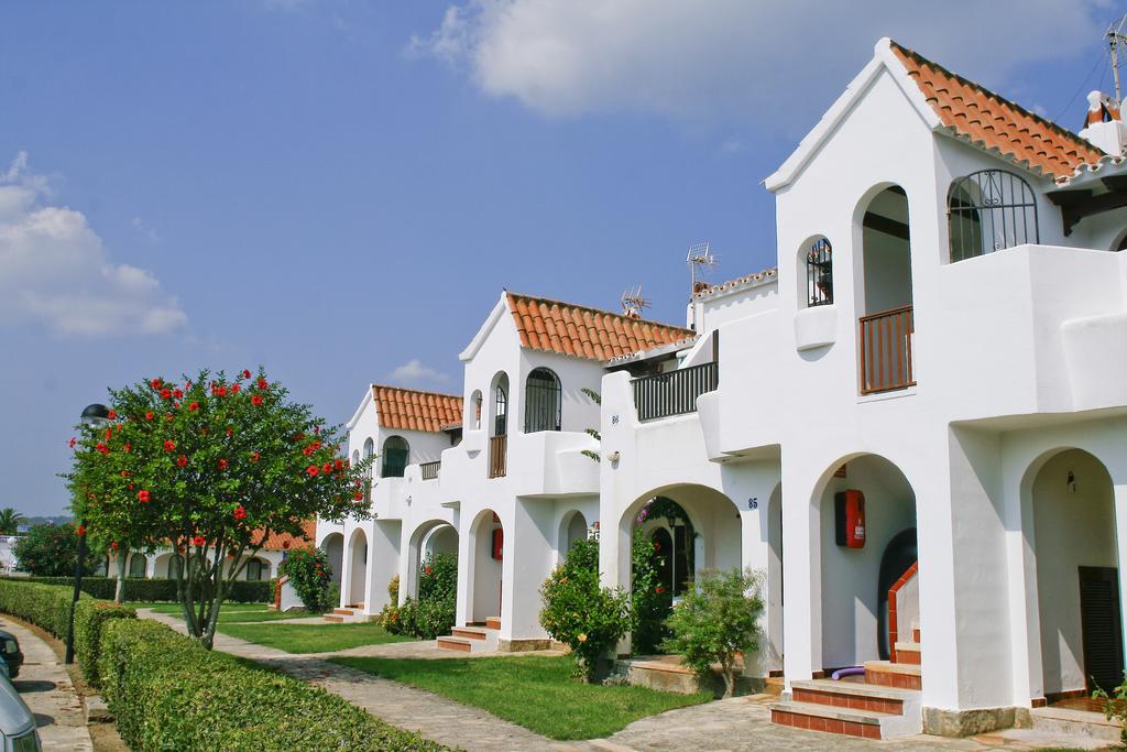Son Bou Apartments ภายนอก รูปภาพ