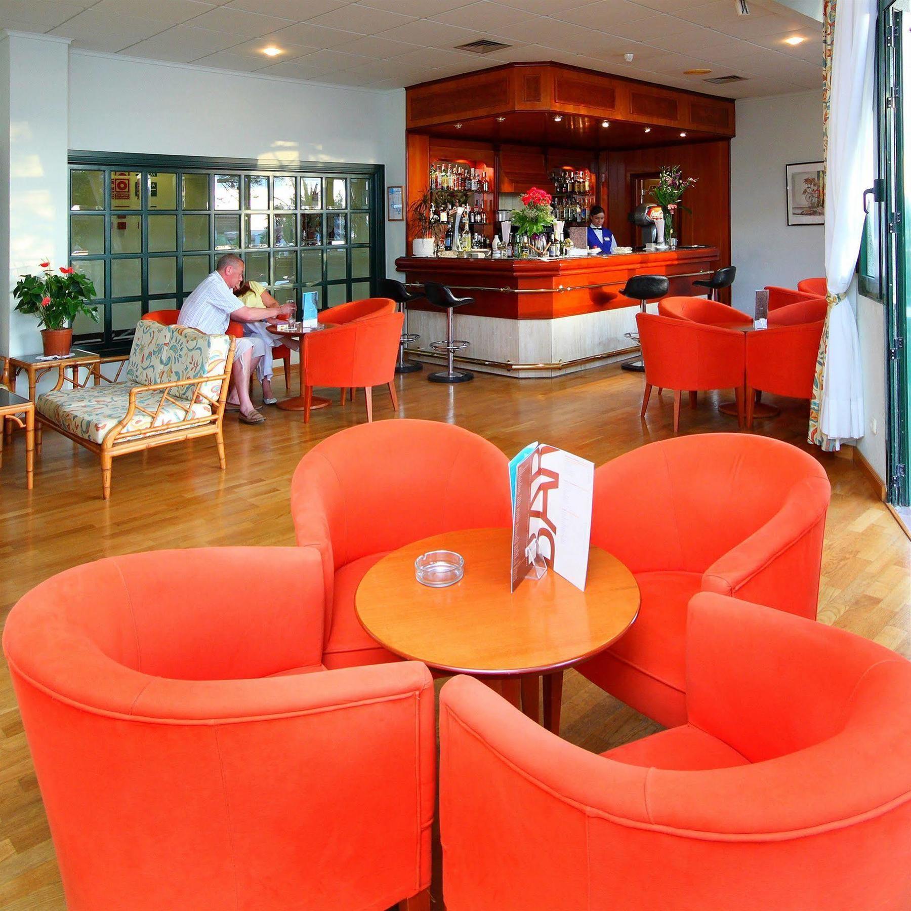 Son Bou Apartments ภายนอก รูปภาพ